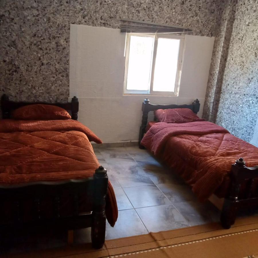 Guest House Hazem Al Azraq ash Shamali Exterior foto
